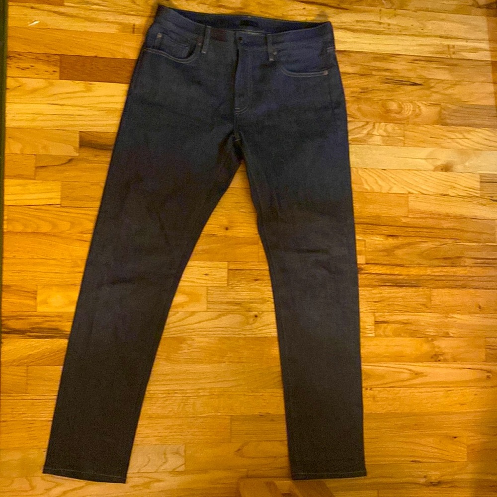 Never Worn Uniqlo Mens Jeans